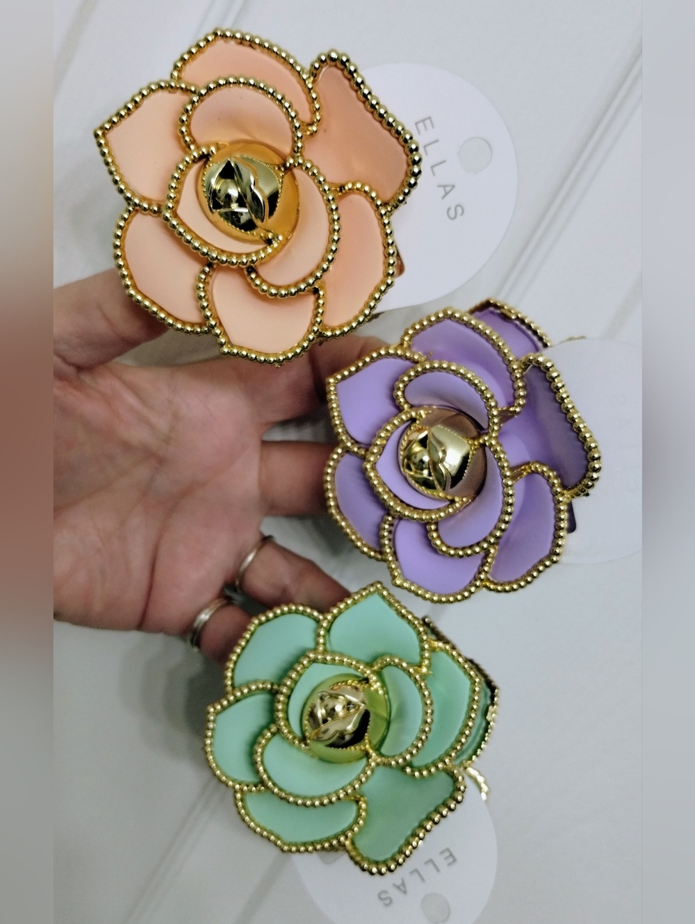 Camellia Hair Clips NWT 3 Pieces